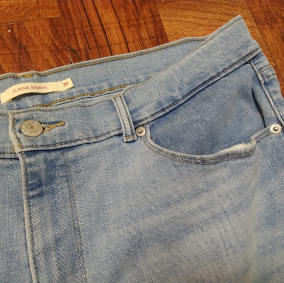 Levi's Light Blue Jean Classic Shorts Sz 31 - Picture 4 of 7